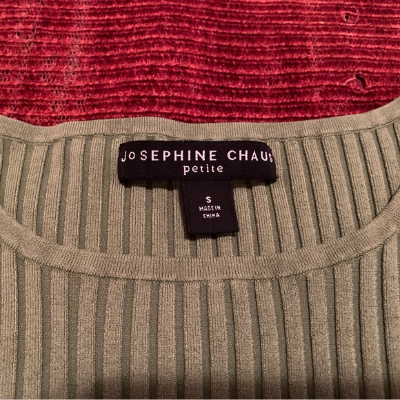 Long Sleeve Green Ribbed Top - Picture 2 of 16